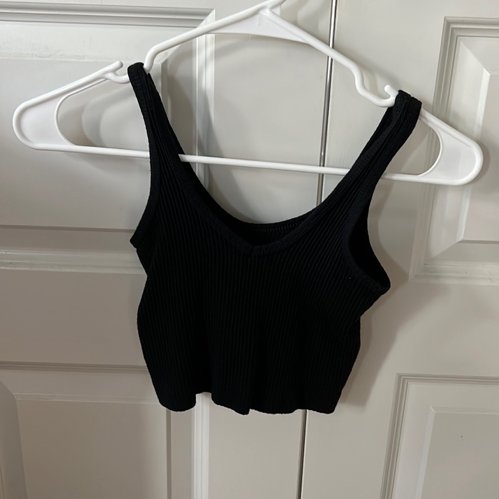 Black crop top